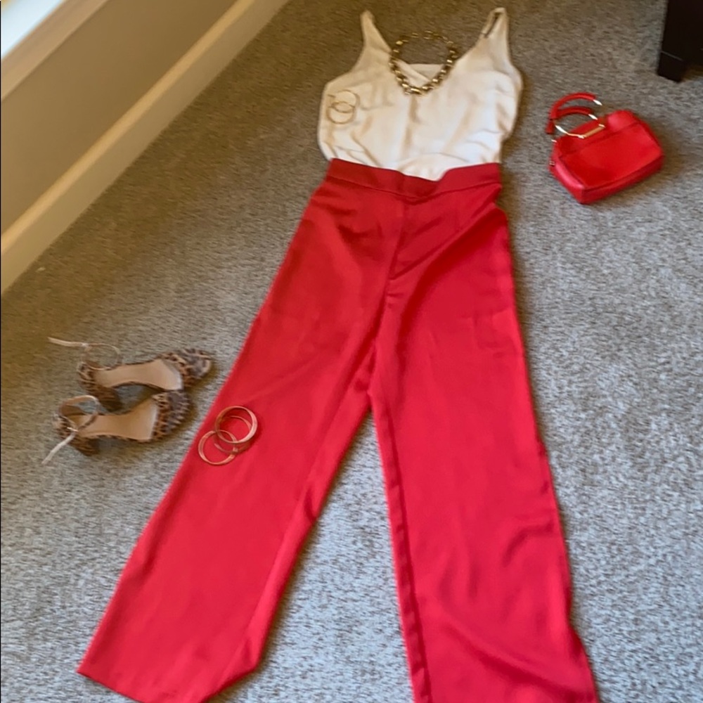 🍒 NWOT Cherry Red Bell Bottoms w/ Slits
